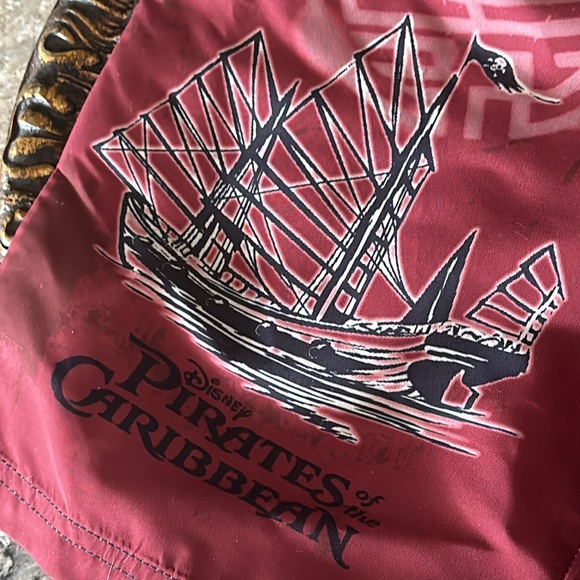 Disney Pirates of the Caribbean swim trunks sz xsmall burgundy New with tag - Picture 3 of 10